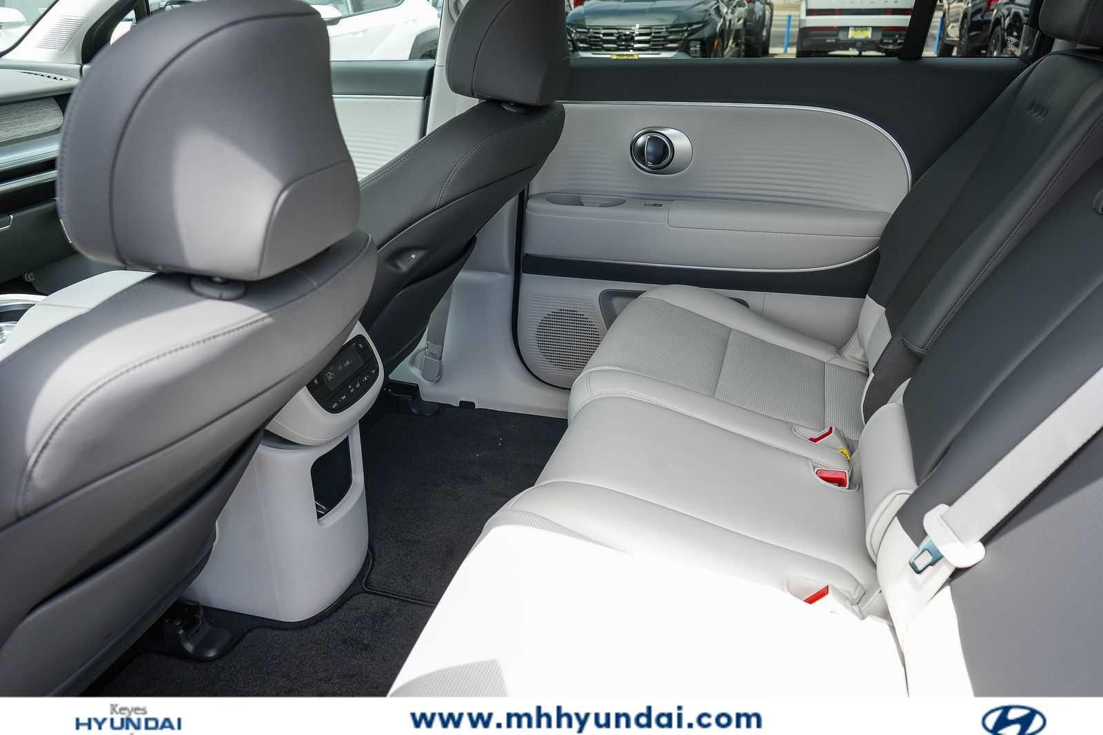 Thumbnail: 2026 Hyundai Ioniq - 25