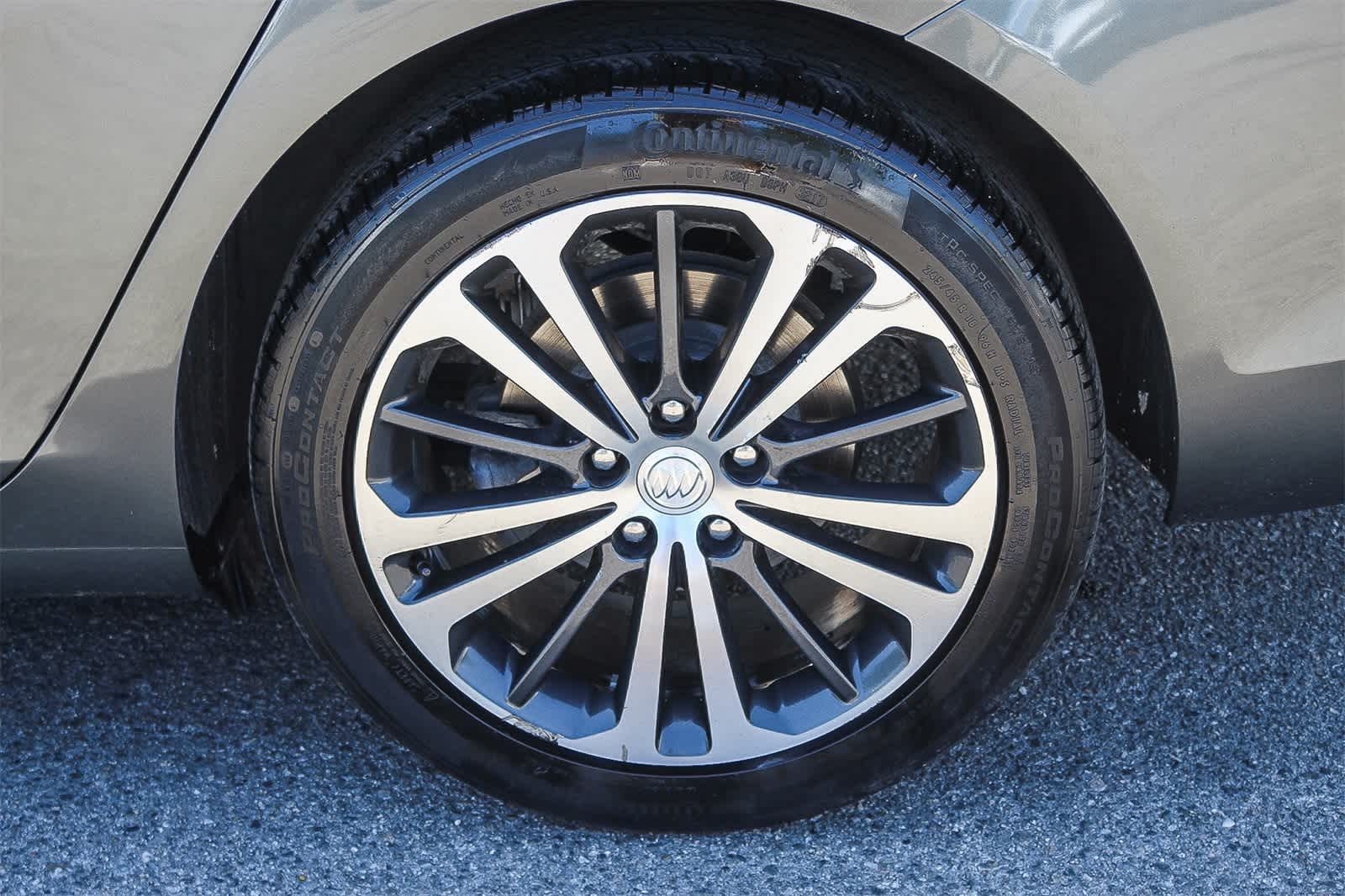 Thumbnail: 2019 Buick Regal - 8