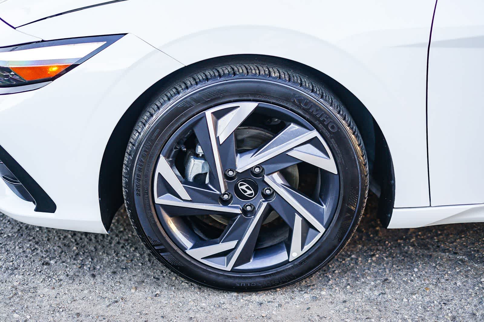 Thumbnail: 2025 Hyundai Elantra - 9