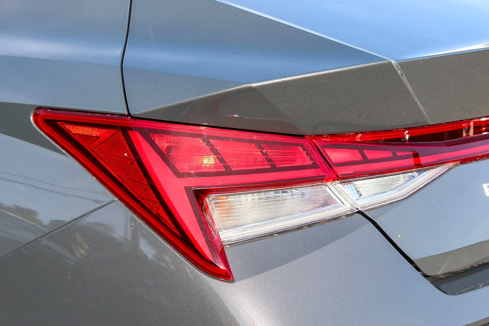 Thumbnail: 2025 Hyundai Elantra - 8