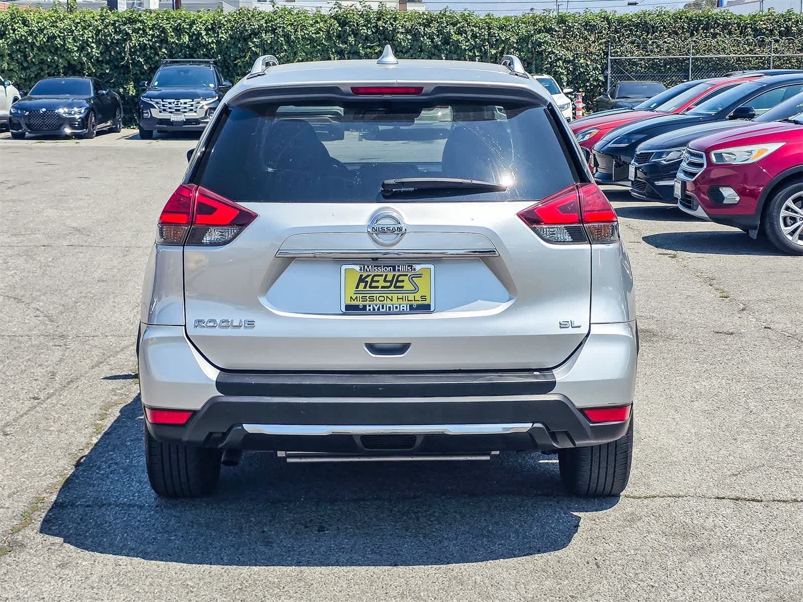 Thumbnail: 2017 Nissan Rogue - 5