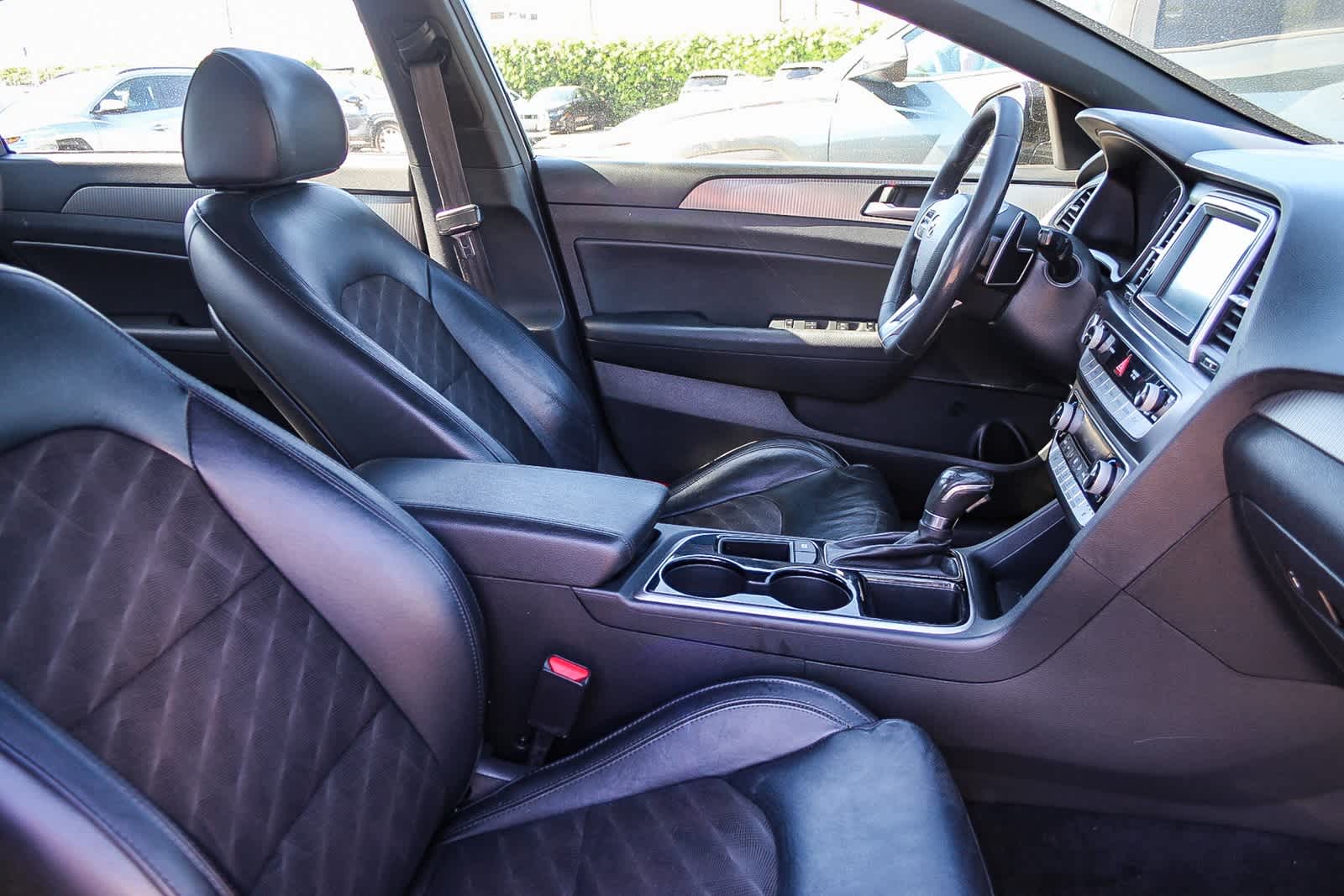 Thumbnail: 2019 Hyundai Sonata - 13