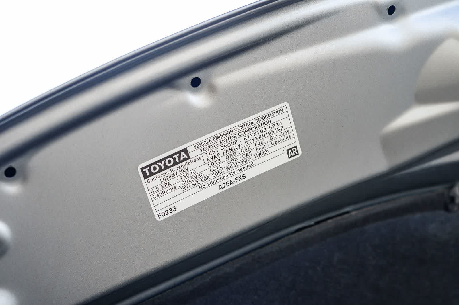 Thumbnail: 2024 Toyota Sienna - 28