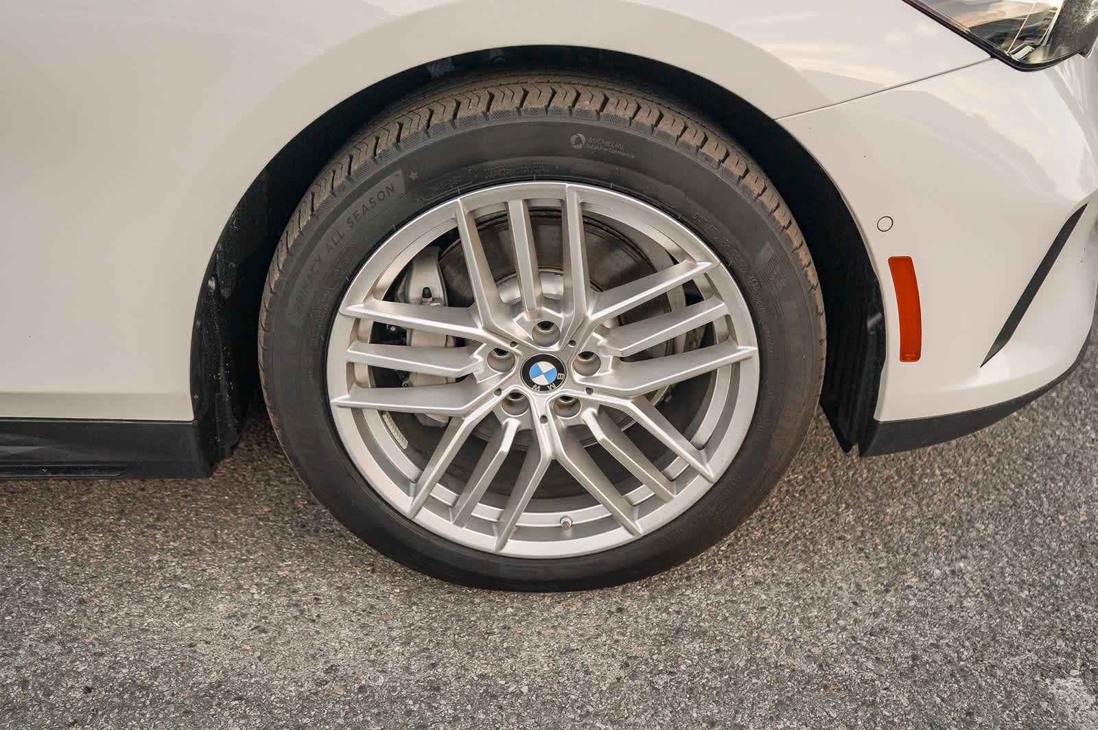 Thumbnail: 2024 BMW 5 Series - 4