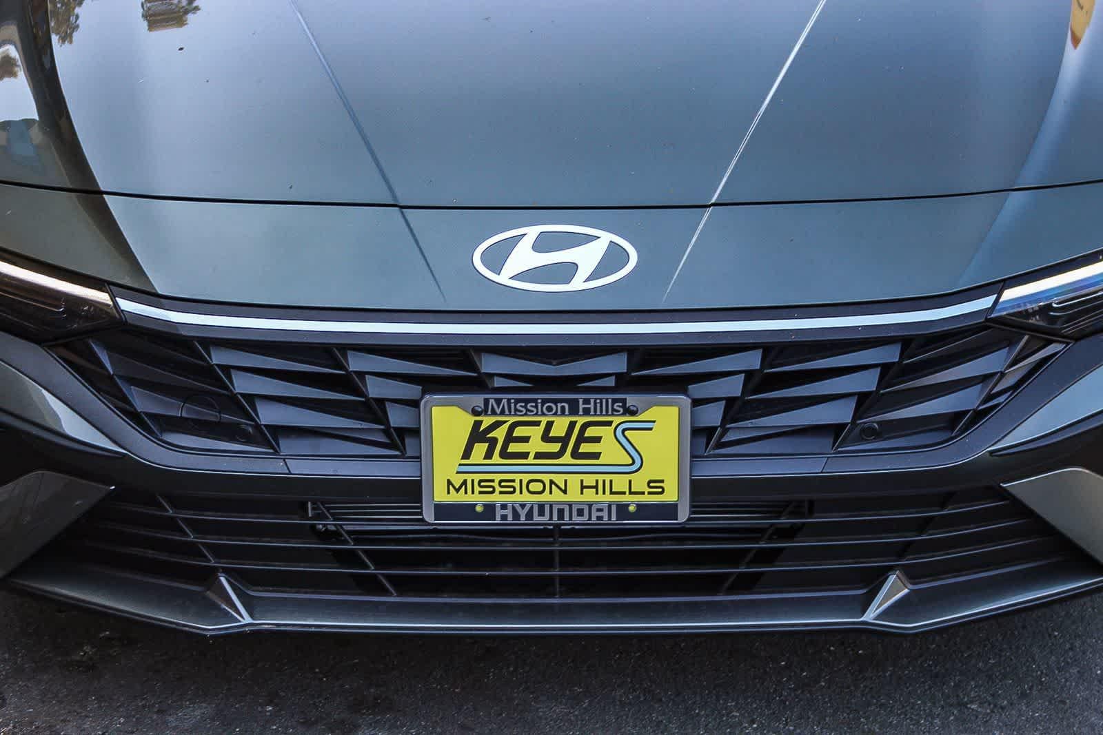 Thumbnail: 2025 Hyundai Elantra - 11