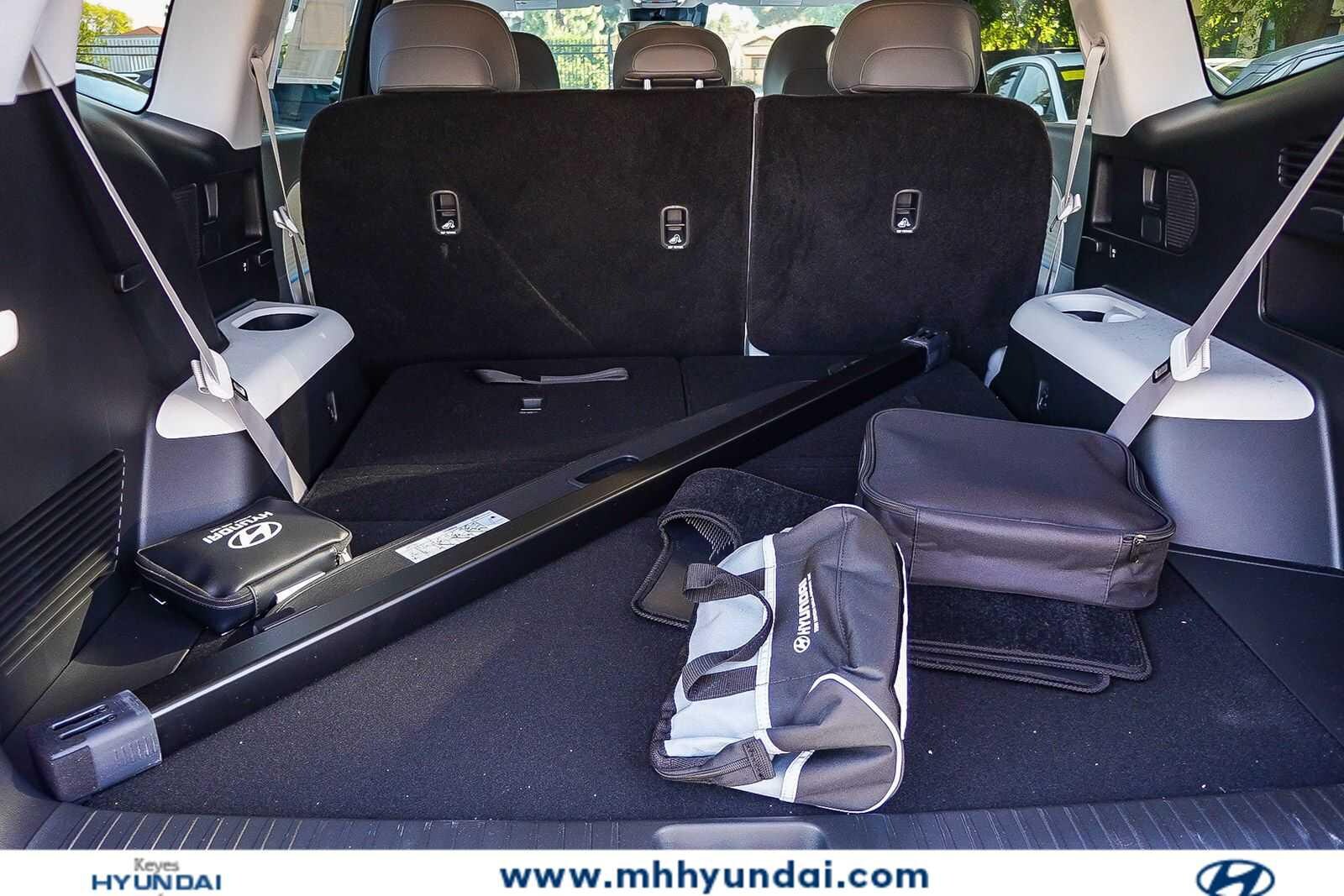 Thumbnail: 2026 Hyundai Ioniq - 30