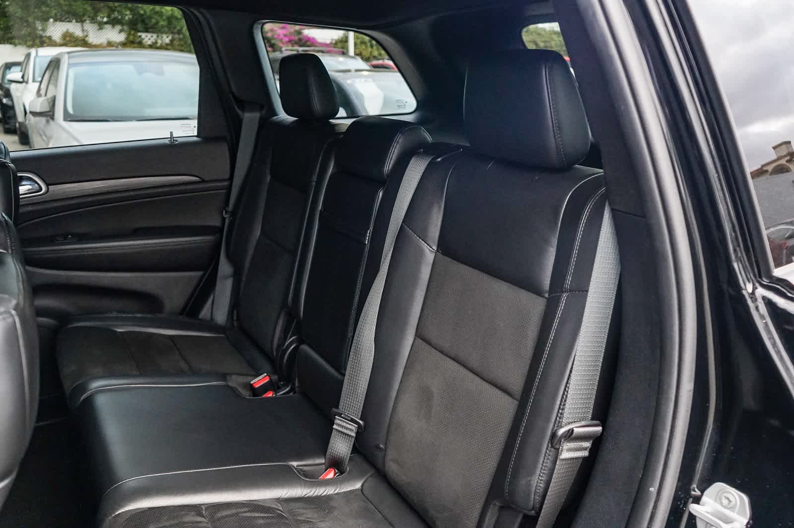 Thumbnail: 2020 Jeep Grand Cherokee - 19