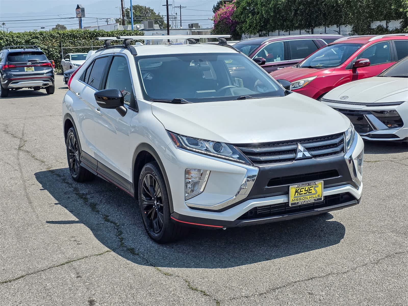 Thumbnail: 2019 Mitsubishi Eclipse Cross - 3