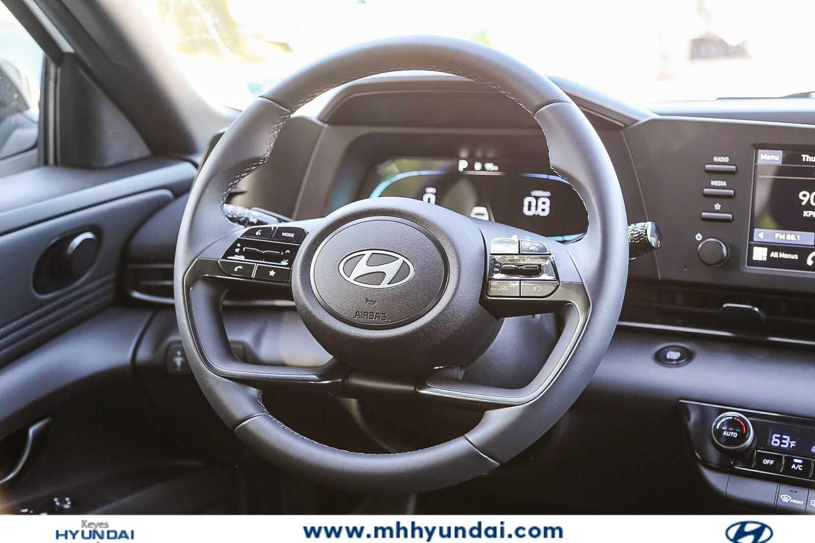 Thumbnail: 2026 Hyundai Elantra - 17