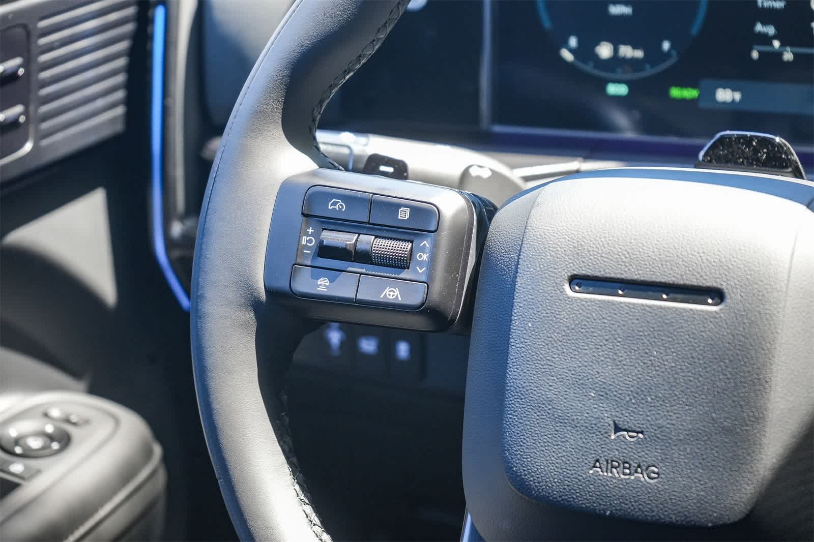 Thumbnail: 2025 Hyundai Santa Fe - 17