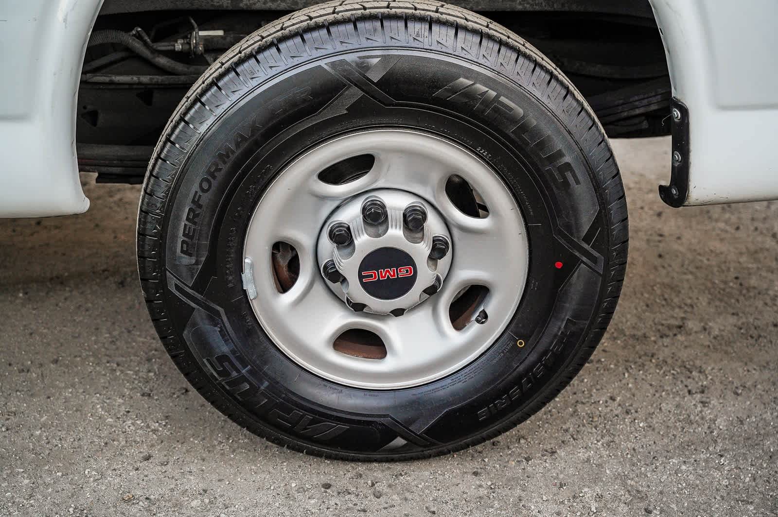 Thumbnail: 2022 GMC Savana - 5