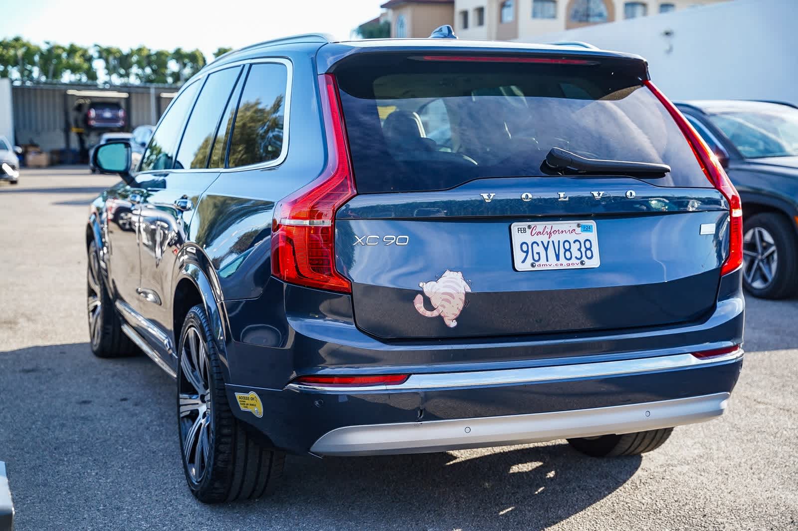 Thumbnail: 2022 Volvo XC90 - 10