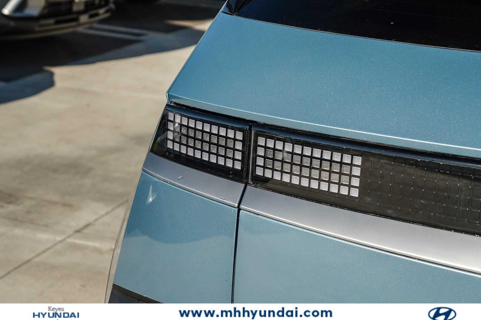 Thumbnail: 2026 Hyundai Ioniq 5 - 7