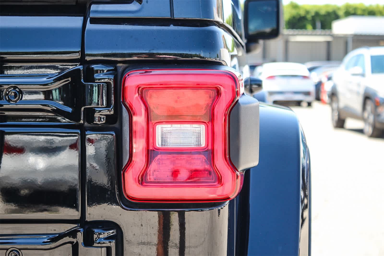 Thumbnail: 2021 Jeep Wrangler - 7