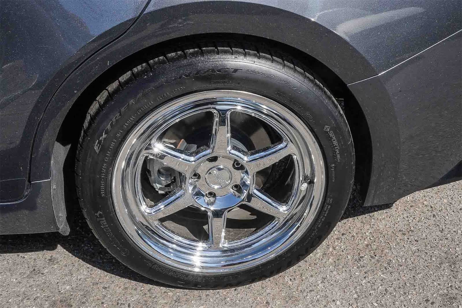 Thumbnail: 2022 Lexus IS - 8