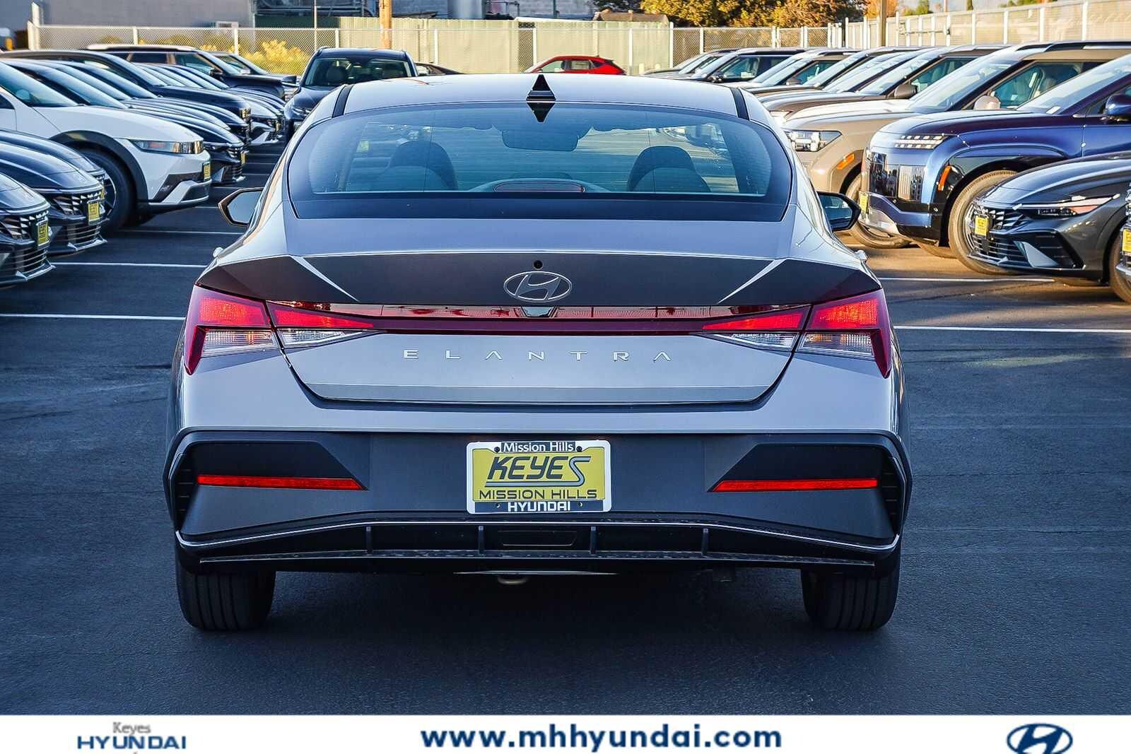 Thumbnail: 2026 Hyundai Elantra - 5