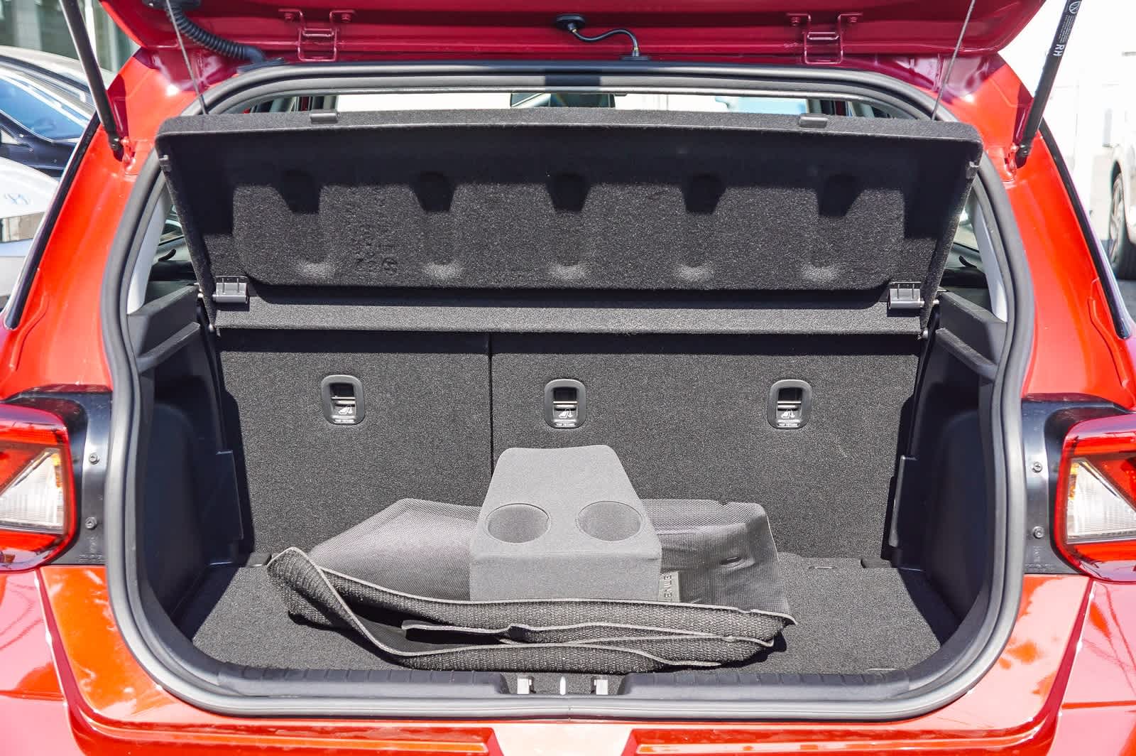 Thumbnail: 2024 Hyundai Venue - 27