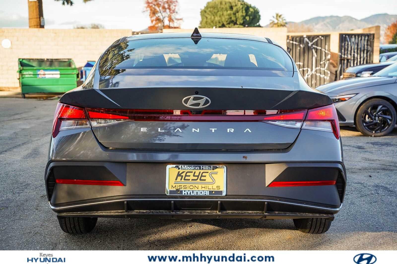 Thumbnail: 2026 Hyundai Elantra - 9