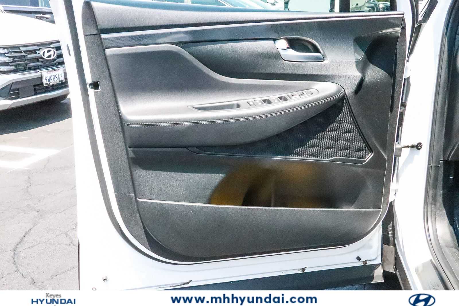 Thumbnail: 2023 Hyundai Santa Fe - 16