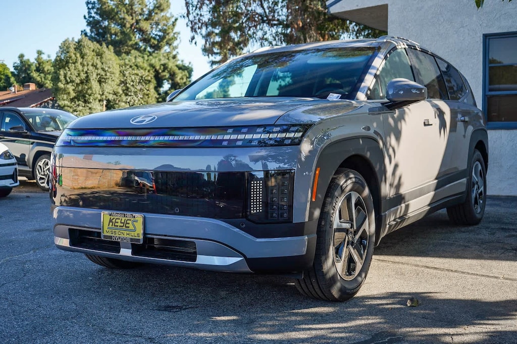 New 2026 Hyundai IONIQ 9 SE SUV