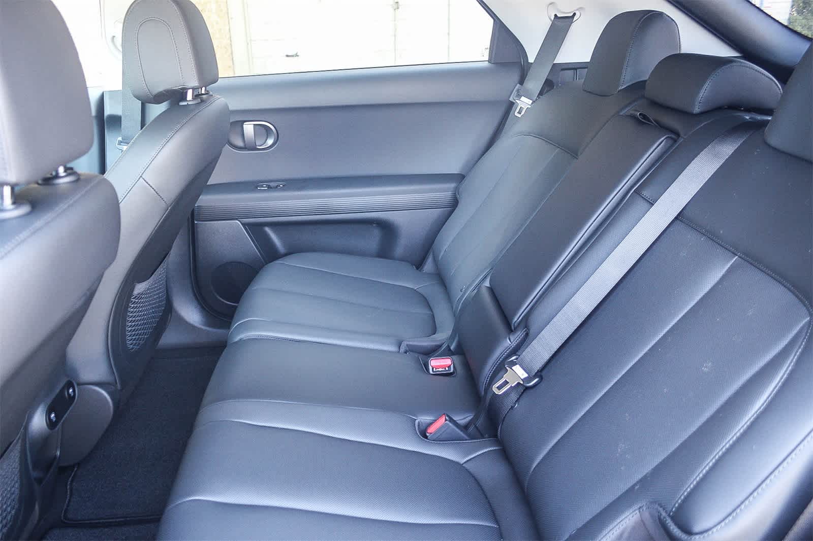 Thumbnail: 2025 Hyundai Ioniq 5 - 13