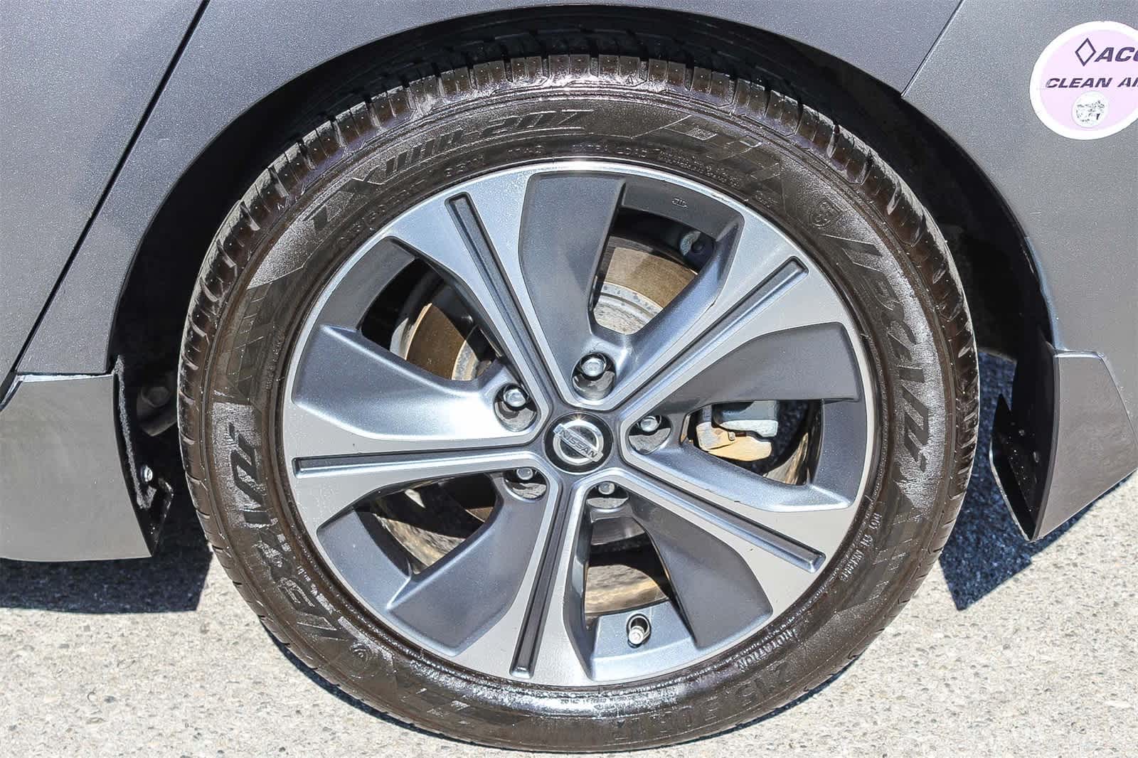Thumbnail: 2019 Nissan Leaf - 8
