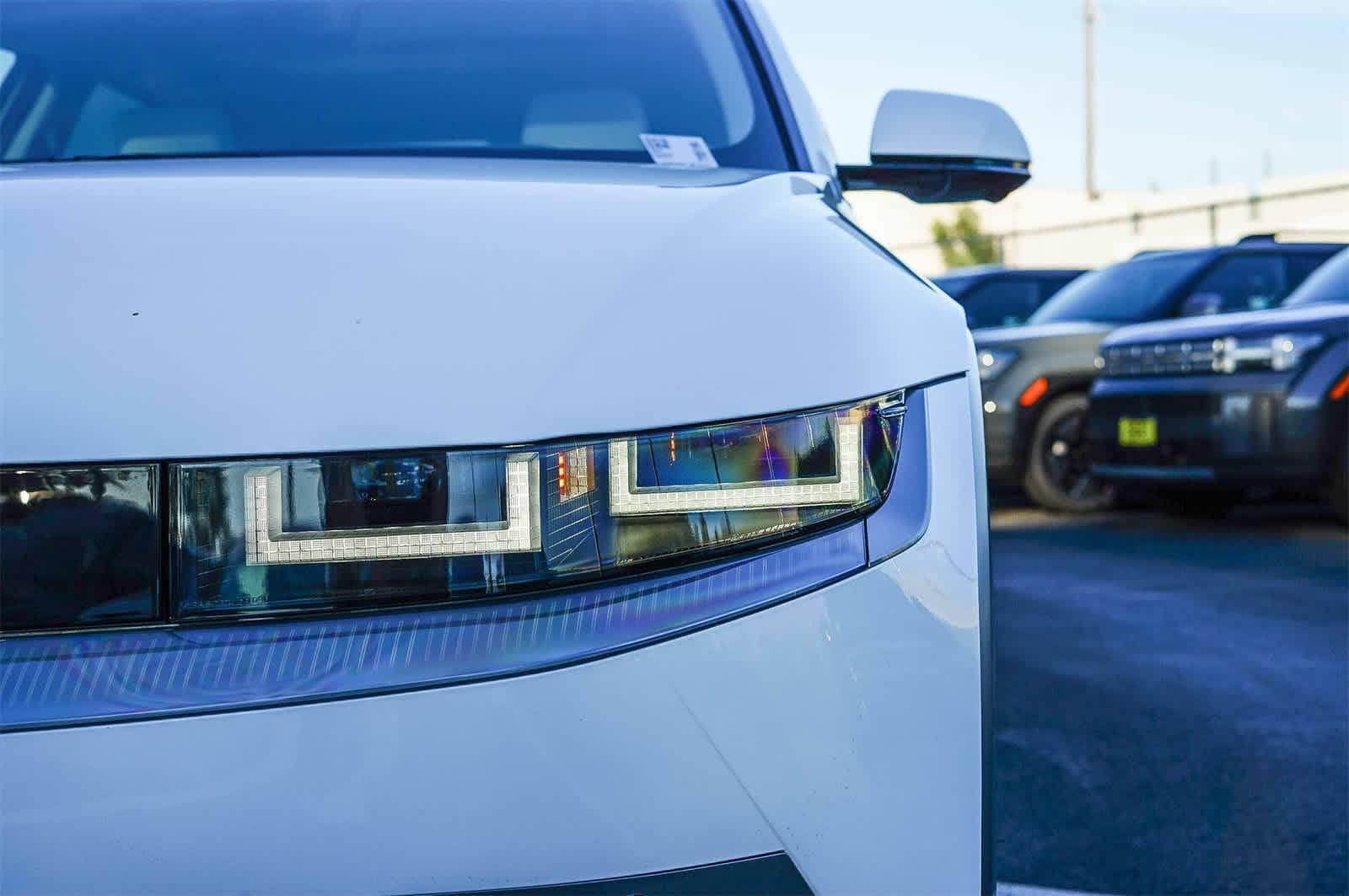 Thumbnail: 2026 Hyundai Ioniq 5 - 7