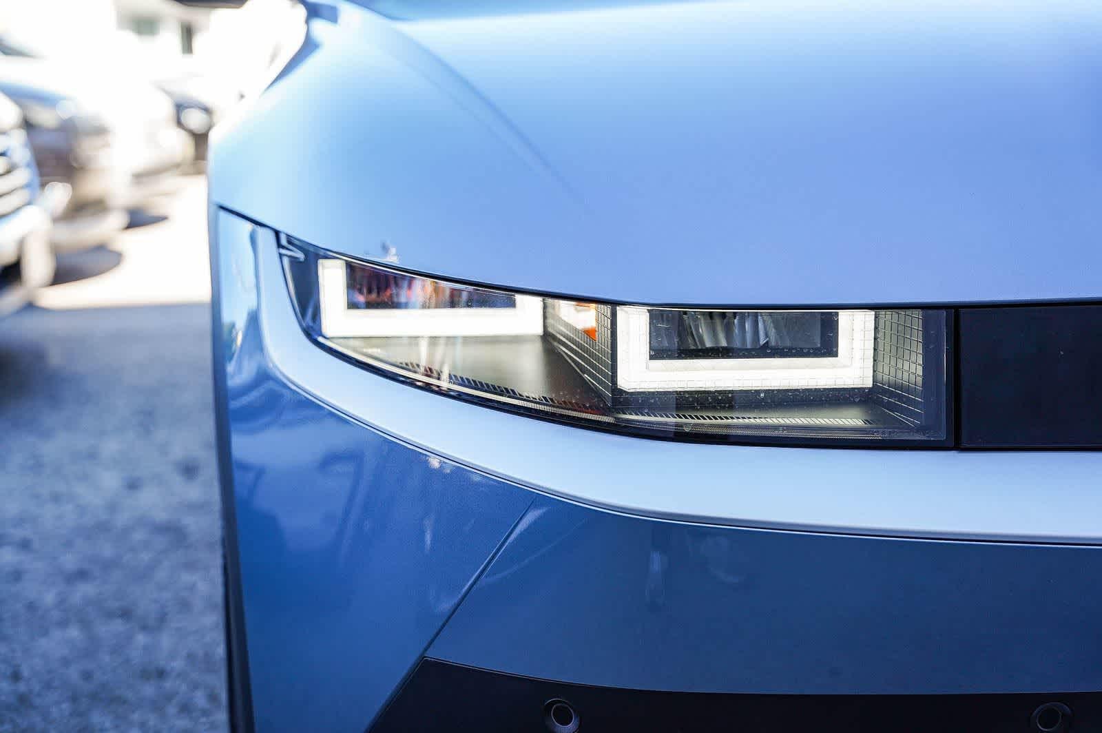 Thumbnail: 2026 Hyundai Ioniq 5 - 10