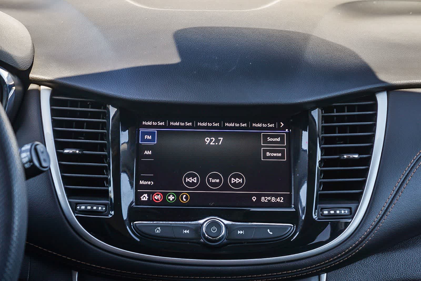 Thumbnail: 2020 Chevrolet Trax - 14