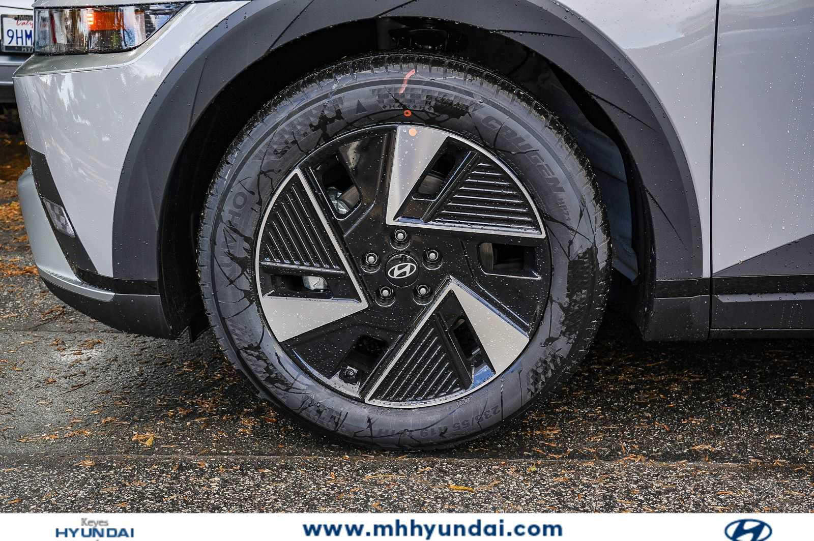Thumbnail: 2026 Hyundai Ioniq 5 - 4