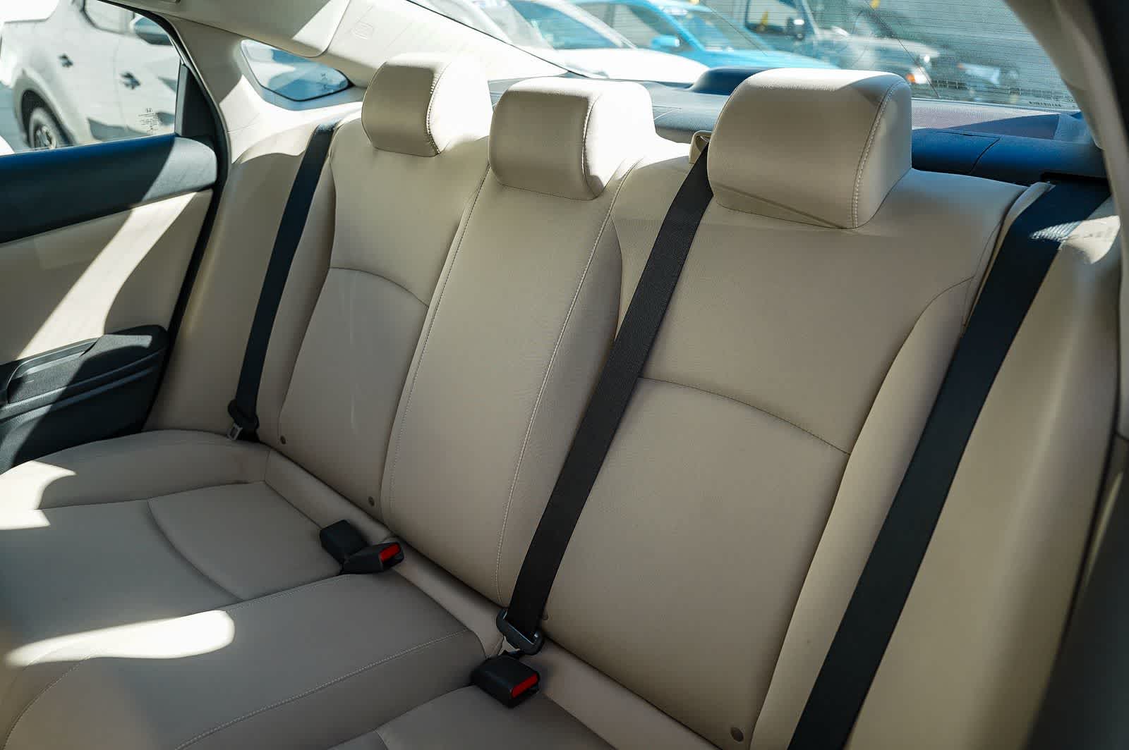 Thumbnail: 2016 Honda Civic - 15