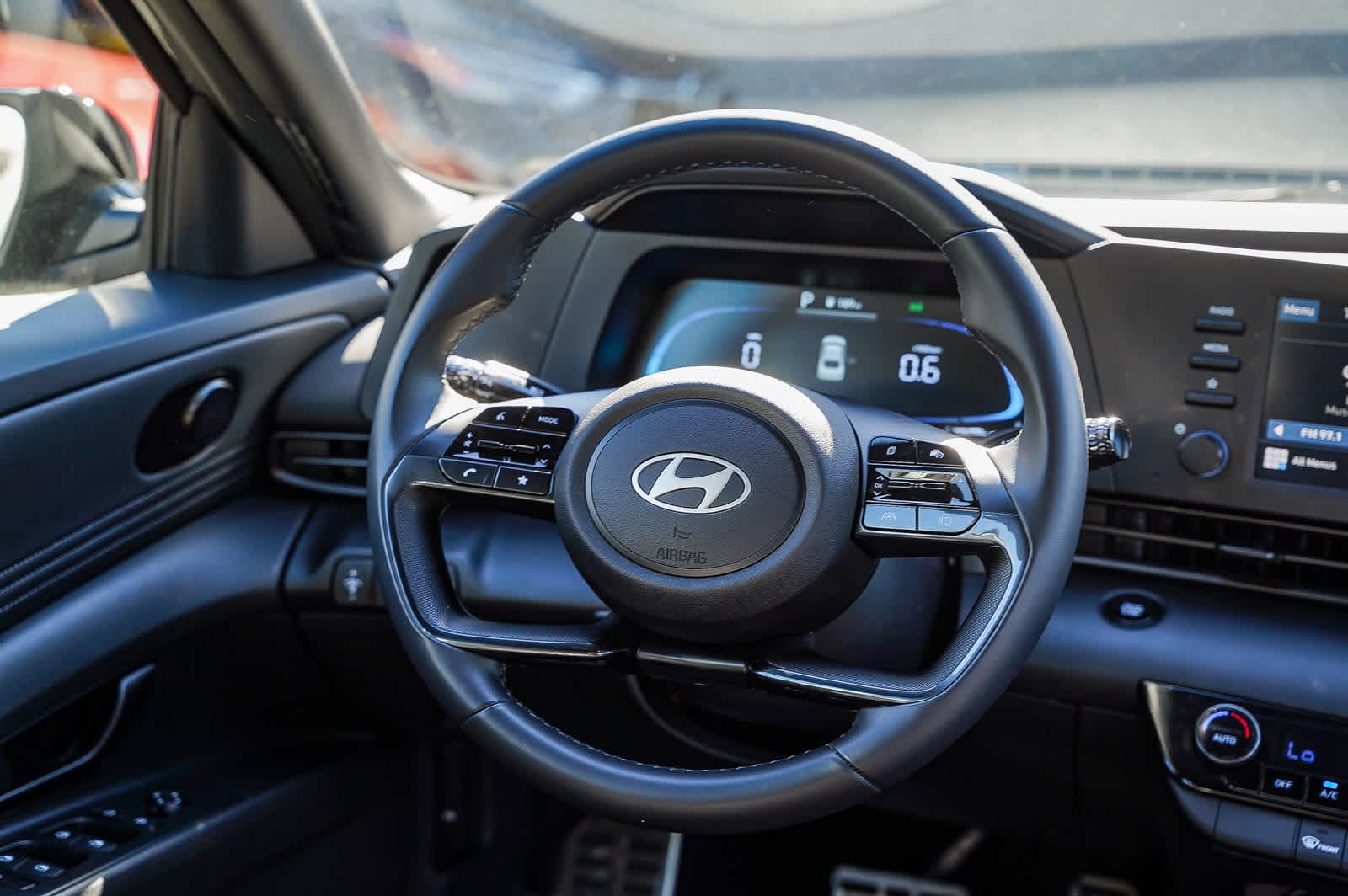 Thumbnail: 2025 Hyundai Elantra - 15