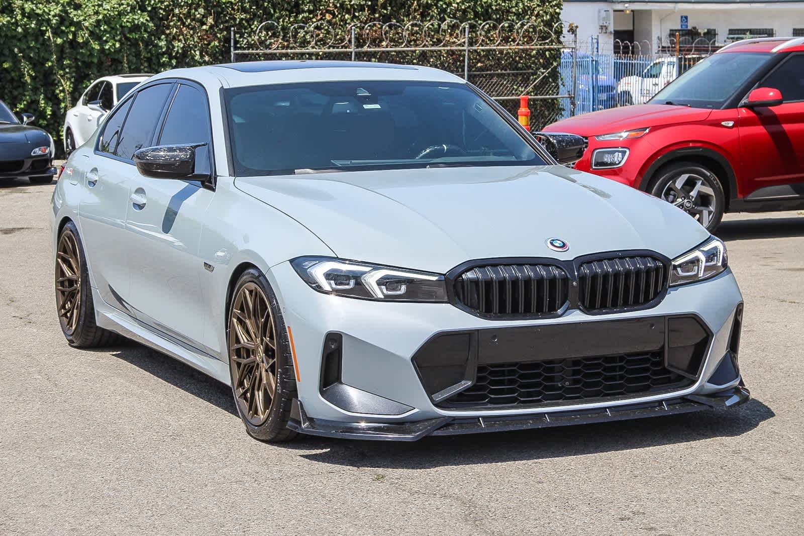 Thumbnail: 2023 BMW 3 Series - 3