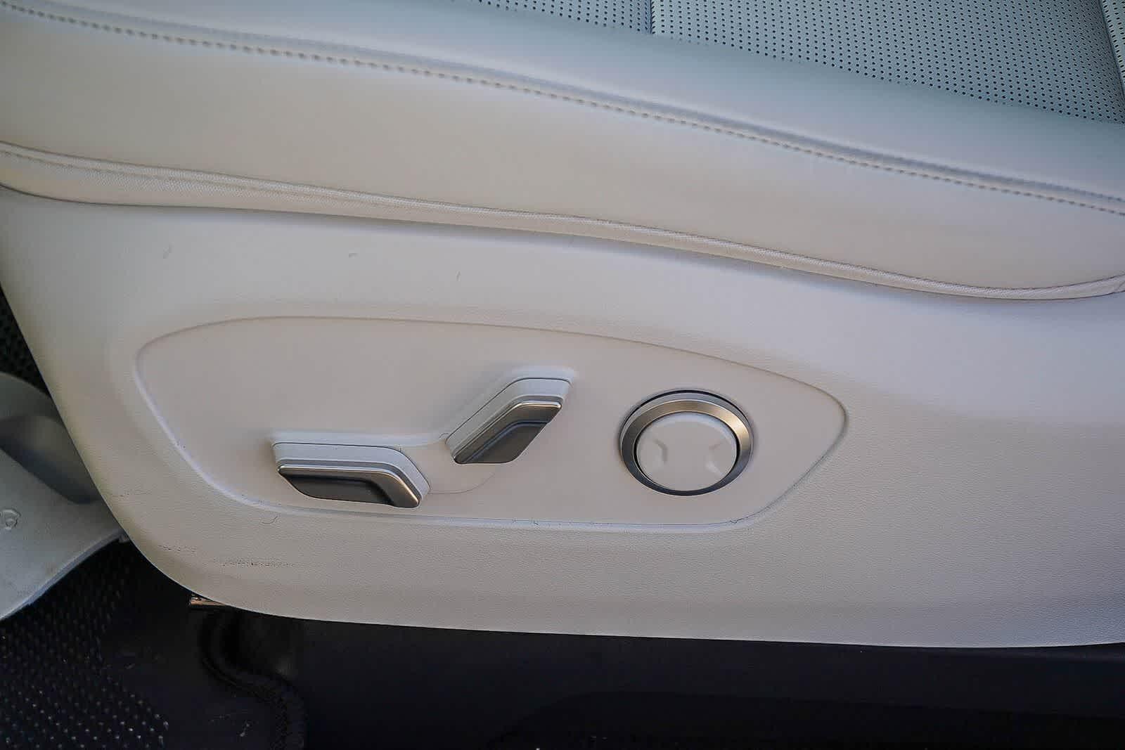 Thumbnail: 2026 Hyundai Ioniq - 24