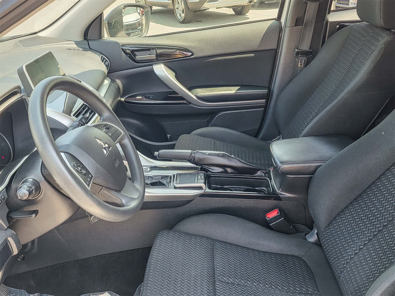 Thumbnail: 2019 Mitsubishi Eclipse Cross - 14