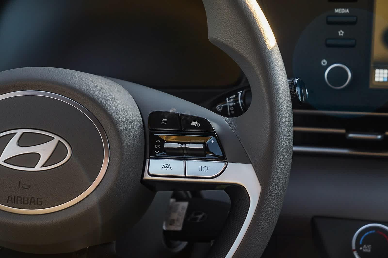 Thumbnail: 2026 Hyundai Elantra - 19