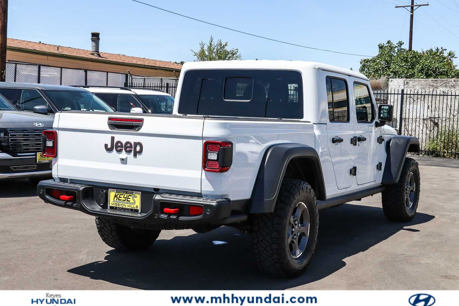 Thumbnail: 2020 Jeep Gladiator - 4