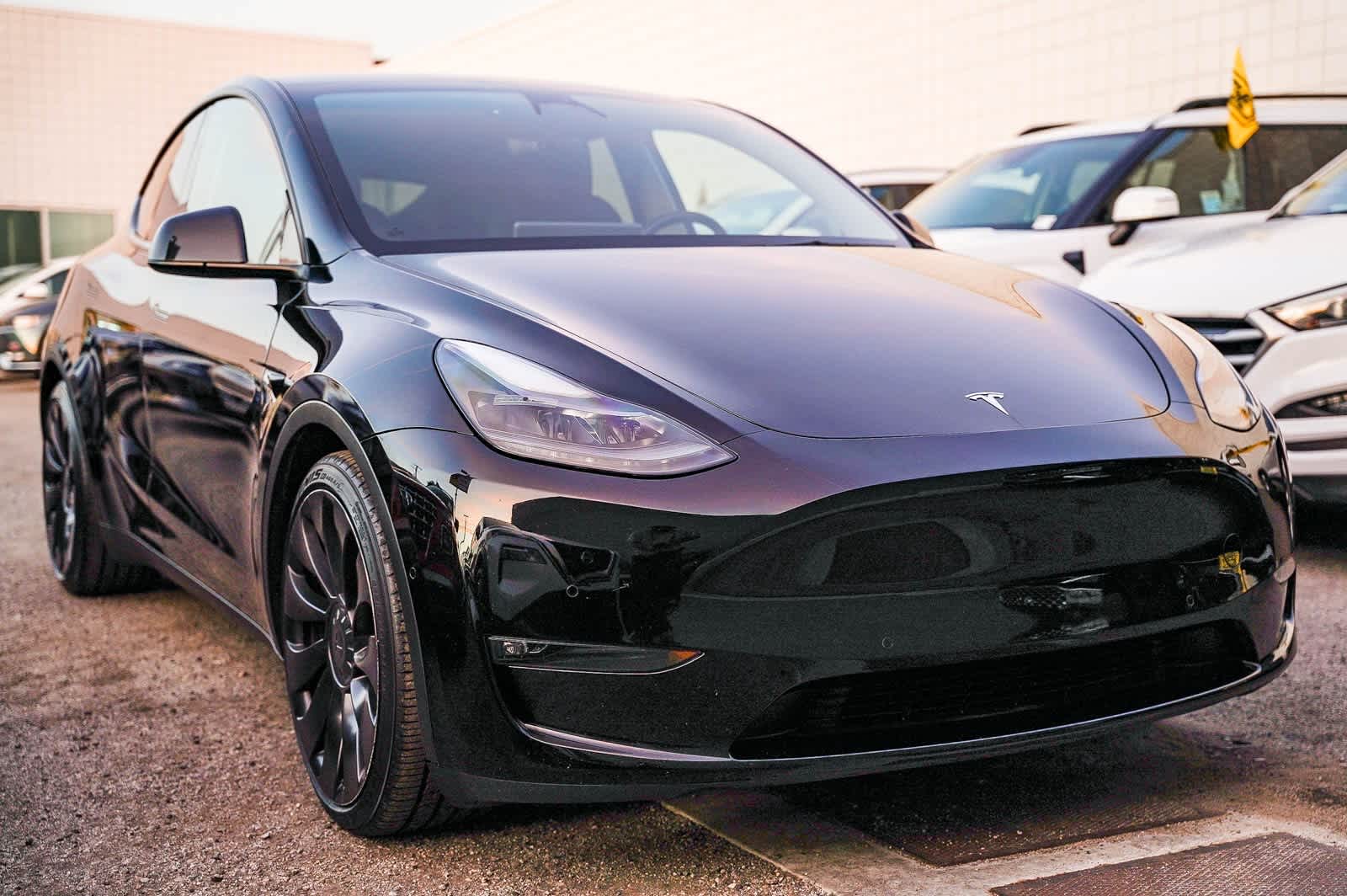 Thumbnail: 2022 Tesla Model Y - 3