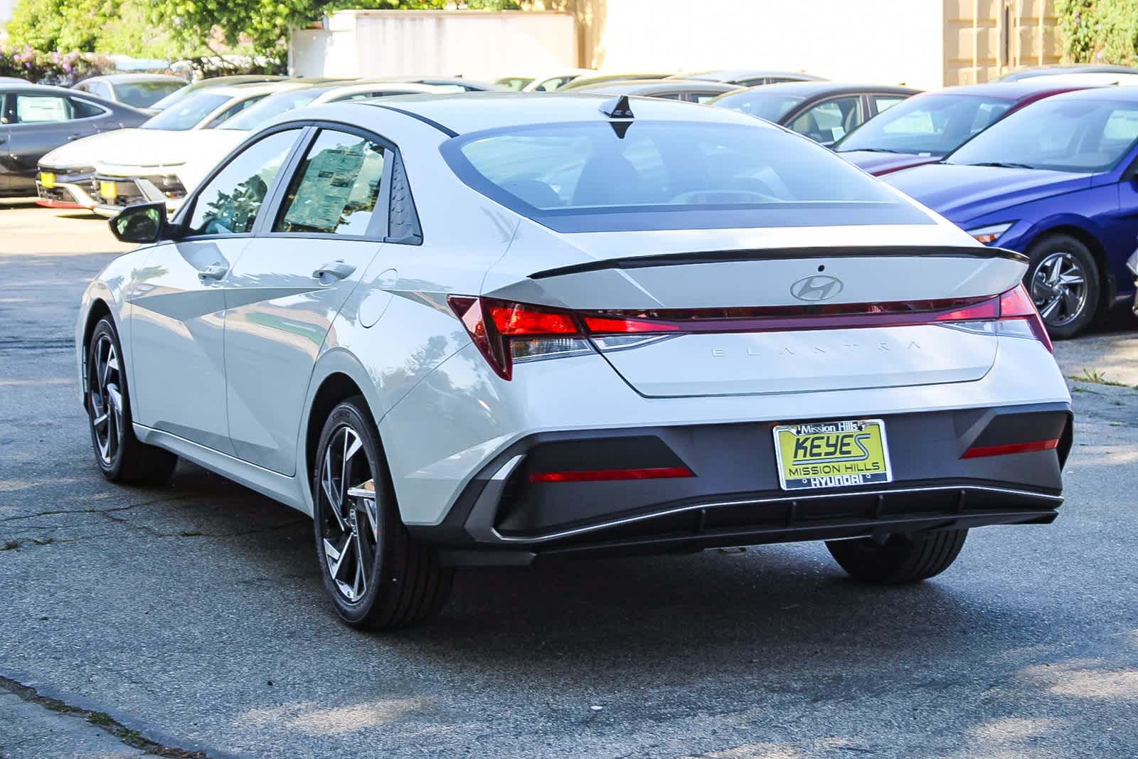 Thumbnail: 2025 Hyundai Elantra - 6