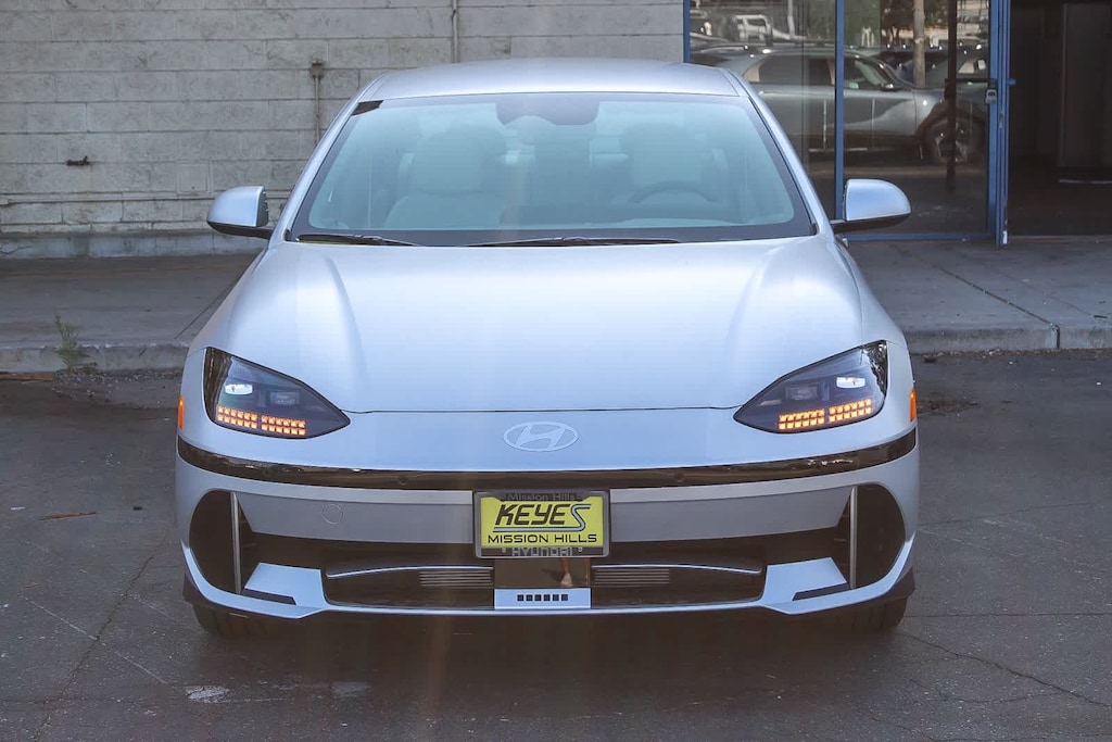 New 2025 Hyundai IONIQ 6 SEL Sedan