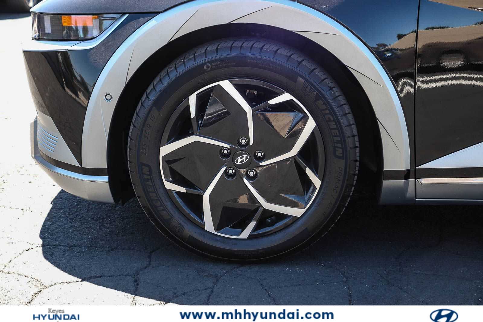 Thumbnail: 2024 Hyundai Ioniq 5 - 8