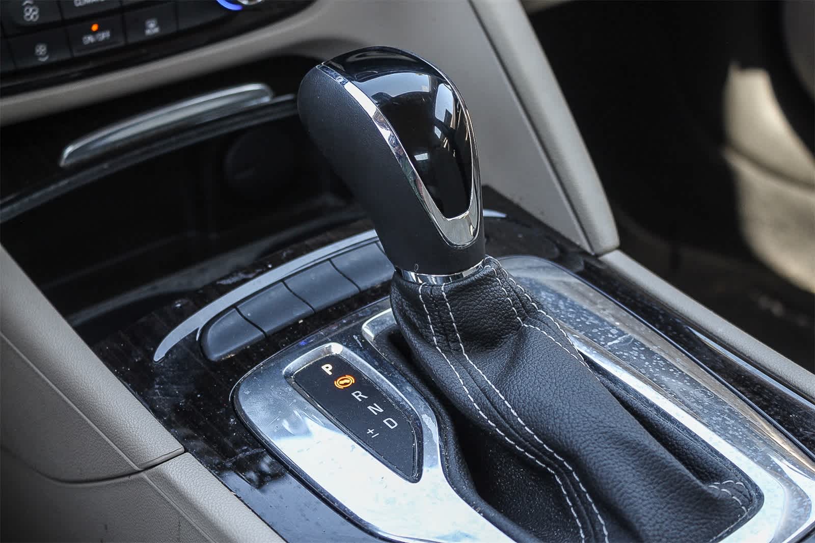 Thumbnail: 2019 Buick Regal - 18