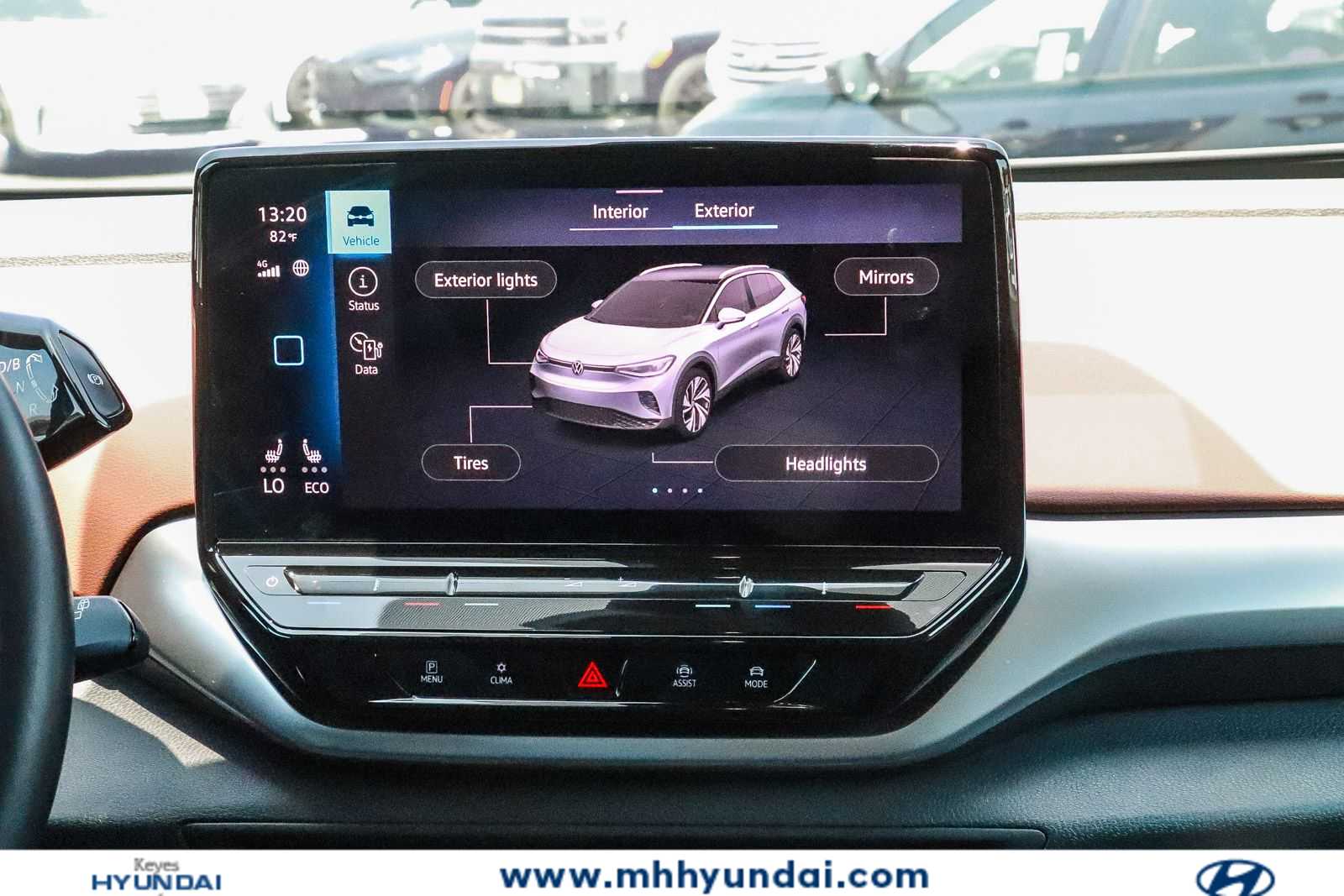 Thumbnail: 2022 Volkswagen ID.4 - 14