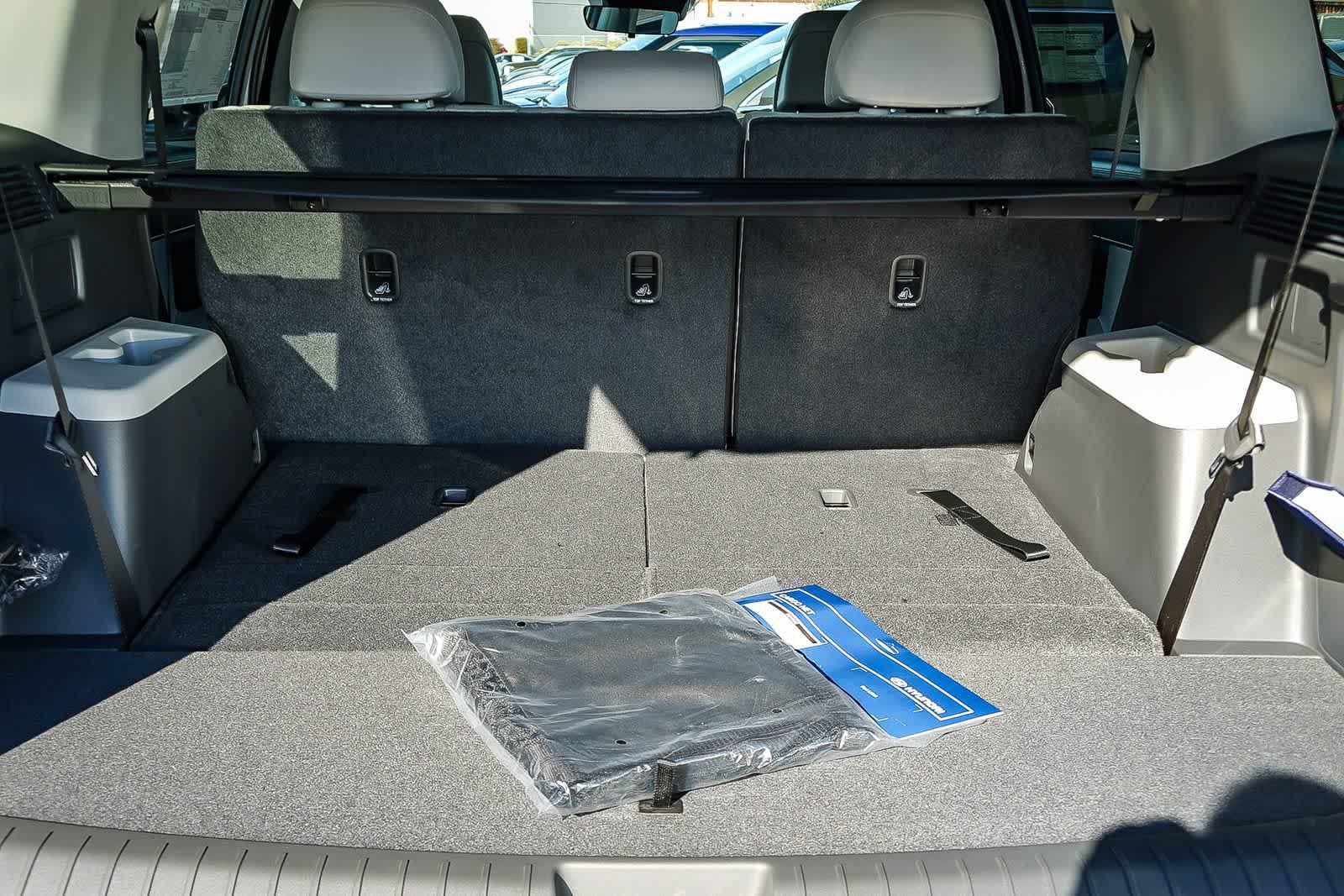 Thumbnail: 2026 Hyundai Santa Fe - 28