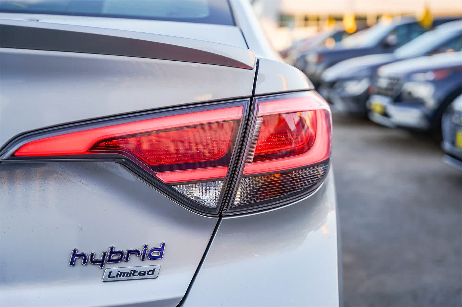 Thumbnail: 2016 Hyundai Sonata - 11