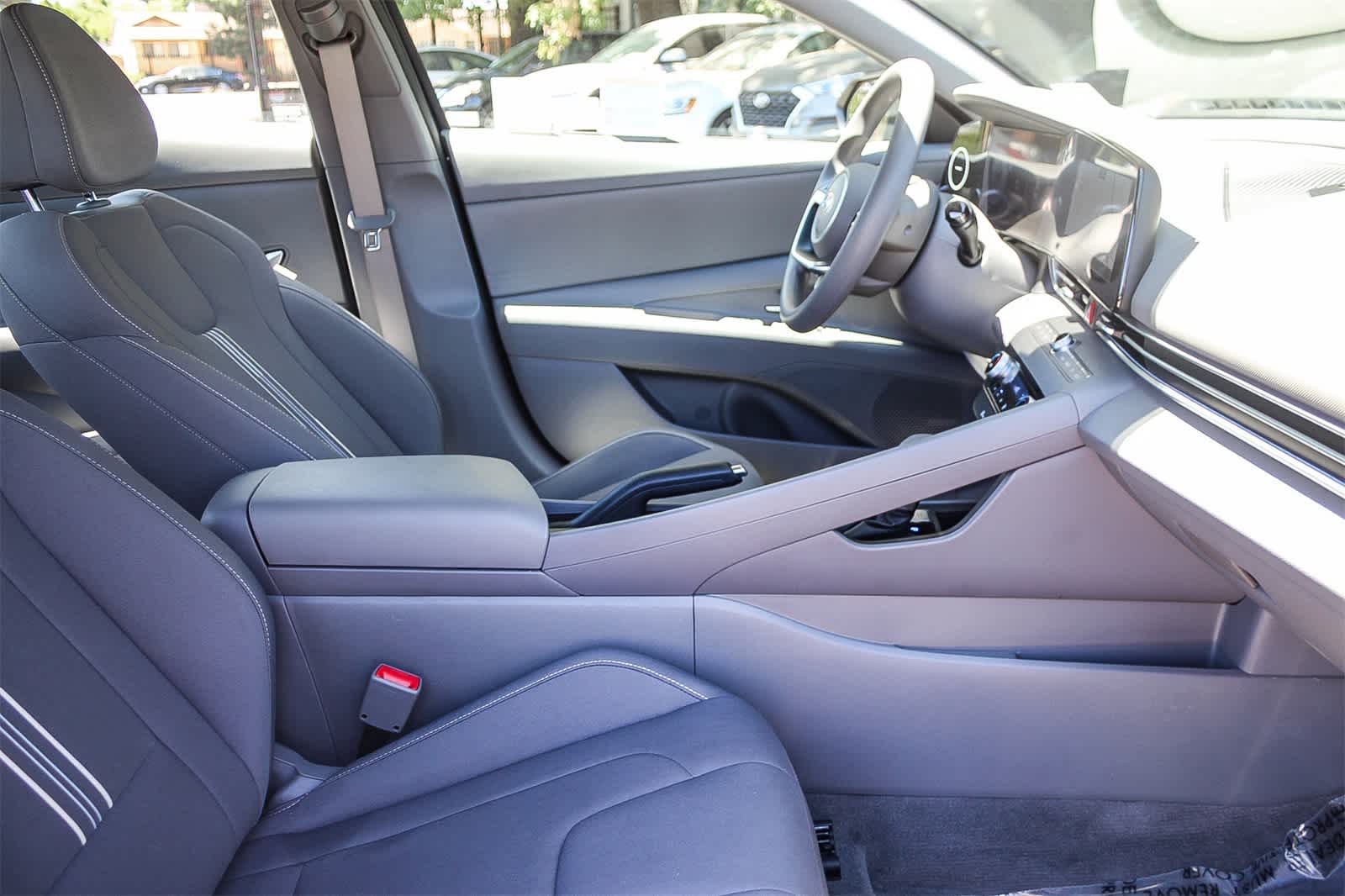Thumbnail: 2024 Hyundai Elantra - 13