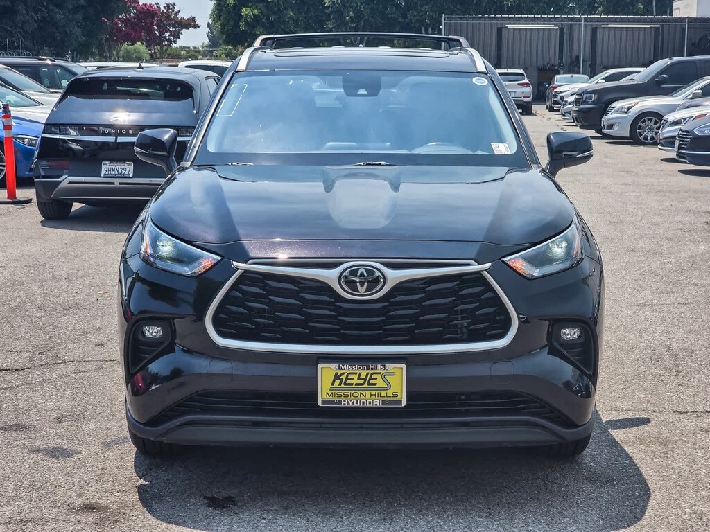 Used 2022 Toyota Highlander XLE SUV