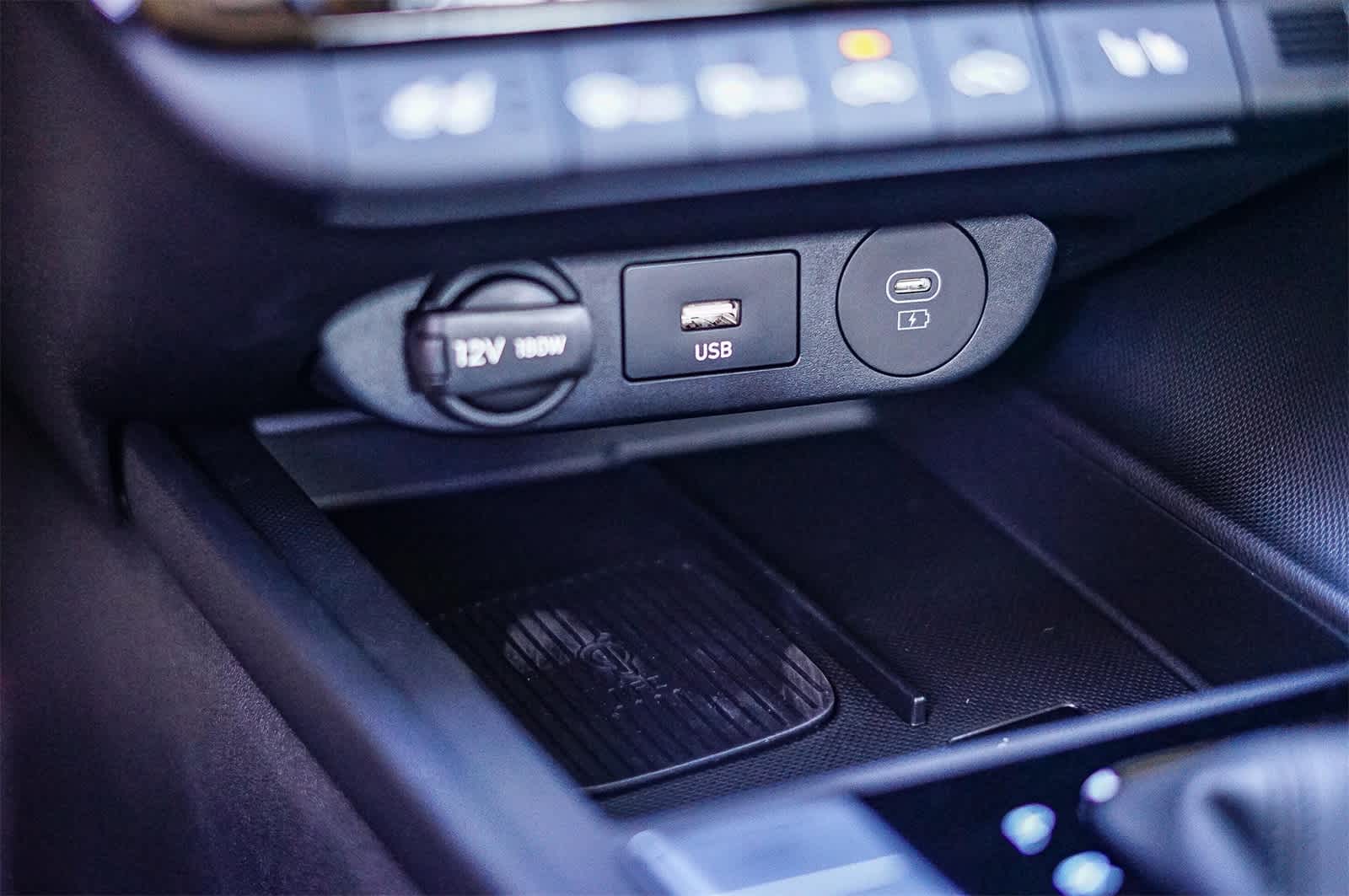 Thumbnail: 2025 Hyundai Elantra - 25