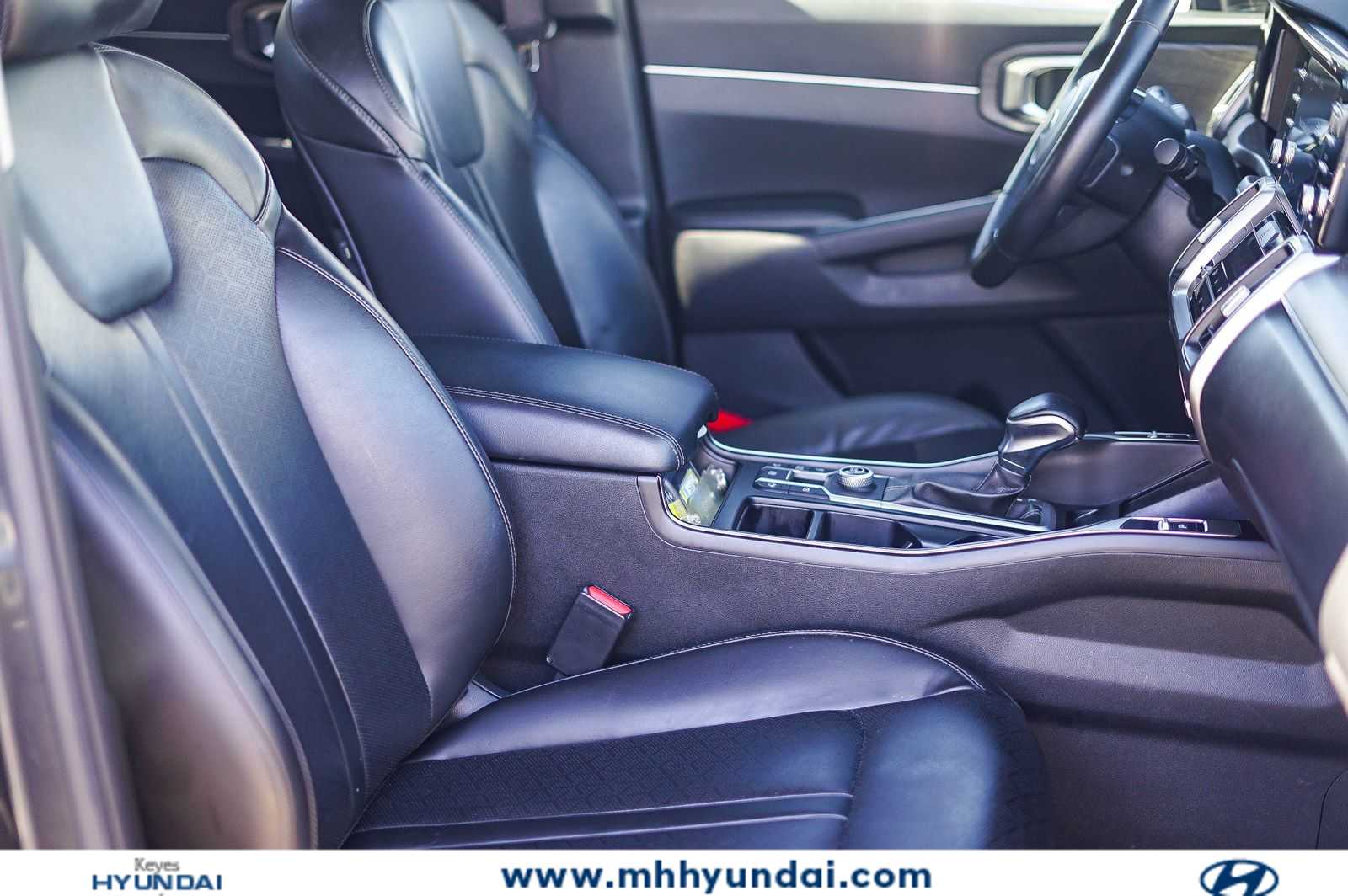 Thumbnail: 2021 Kia Sorento - 16