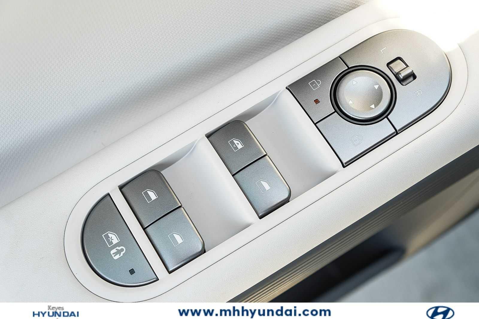 Thumbnail: 2026 Hyundai Ioniq 5 - 22